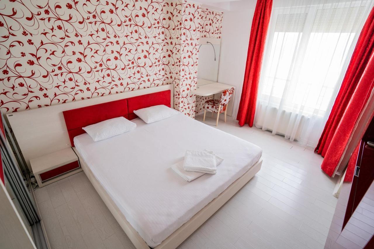 Summerland Nikos Residence มามายา ภายนอก รูปภาพ